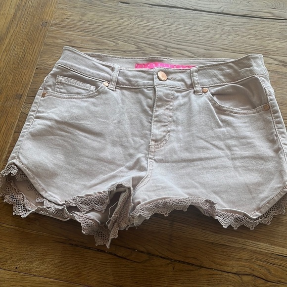 Tinseltown jean shorts lace edge light blue - Picture 1 of 4